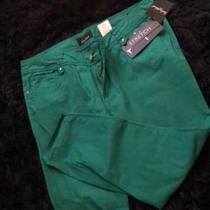 Baby phat pants size 18 with stretch,never worn from Macy’s
